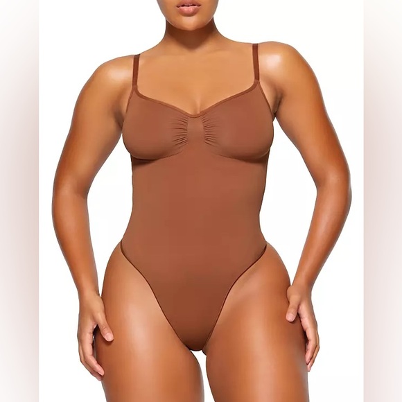 SKIMS Seamless Sculpt Thong Bodysuit Bronze Size XL - Picture 1 of 6